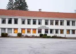 Lardal högstadieskola, Lardal